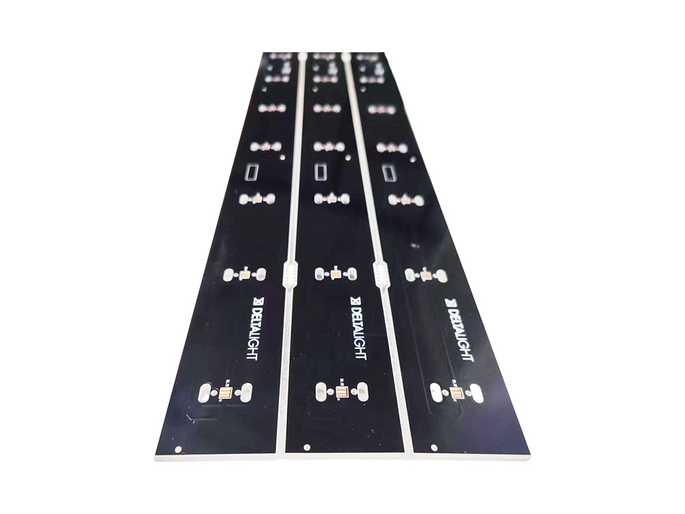 Aluminum PCB：Thick copper PCB：1-layers-AL 2W-2.8mm/2oz-ENIG